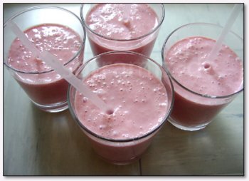 Cilekli smoothie